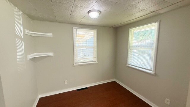 Building Photo - EAST SIDE 3 BEDROOM RANCH WITH CARPORT AVAILABLE NOW!