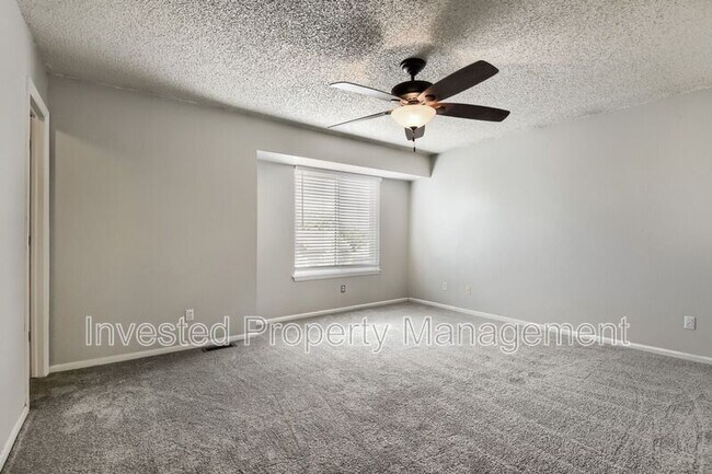 Building Photo - 4849 N Foxtail Dr
