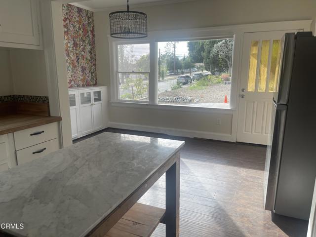 Building Photo - 147 N Baldwin Ave