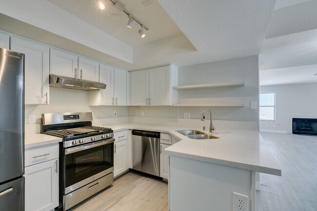 Building Photo - Great 3 bedroom home in South Shores!!