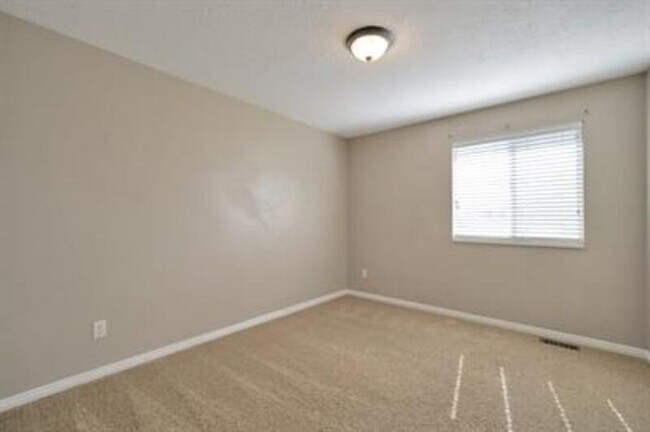 Building Photo - 1691 N 25 E