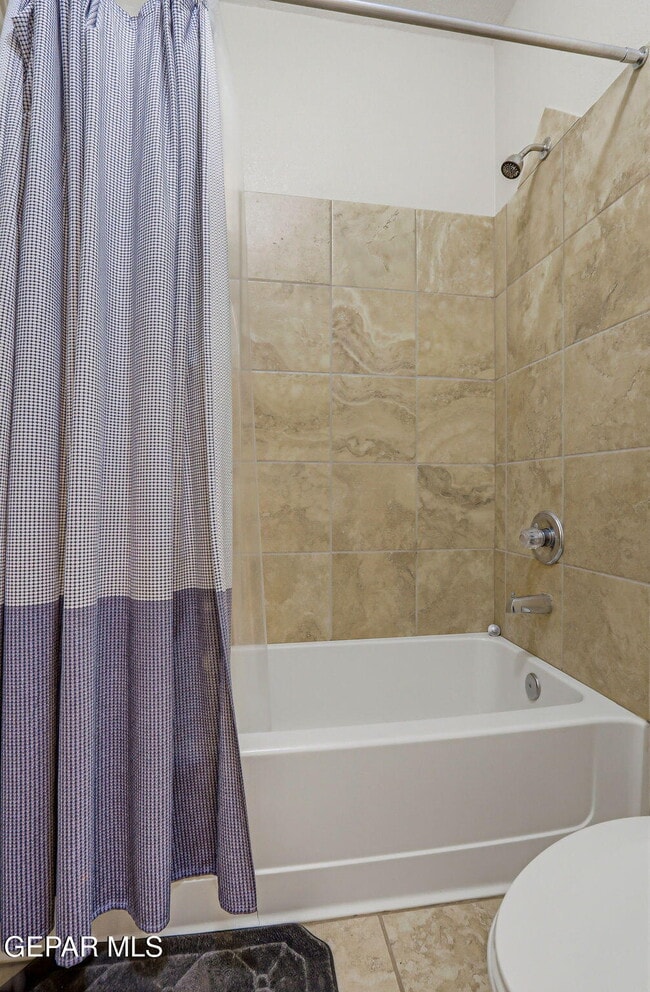 Building Photo - 14458 Vincent Kalel