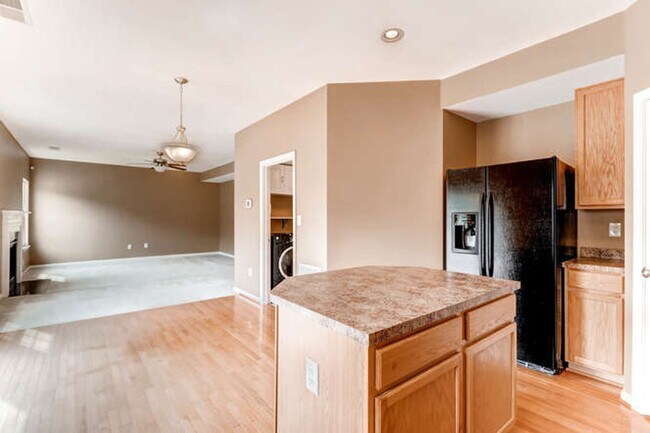 Building Photo - Large Single Family Home Near APG!