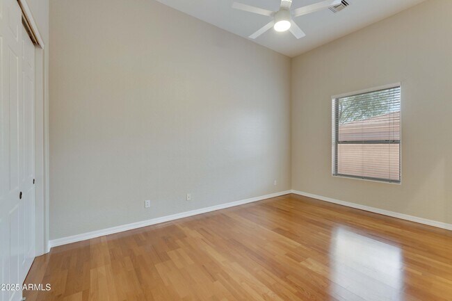 Building Photo - 5416 E Hashknife Rd