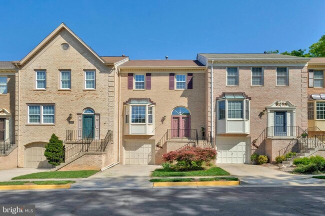 Building Photo - 4638 Luxberry Dr