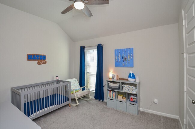 Building Photo - 30247 Gold Finch Pl