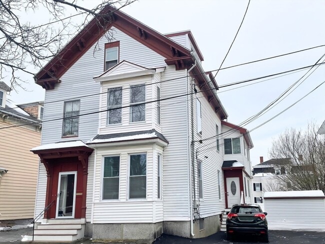 Building Photo - 12 Briggs St