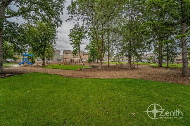 Building Photo - 7020 NE 156th Pl