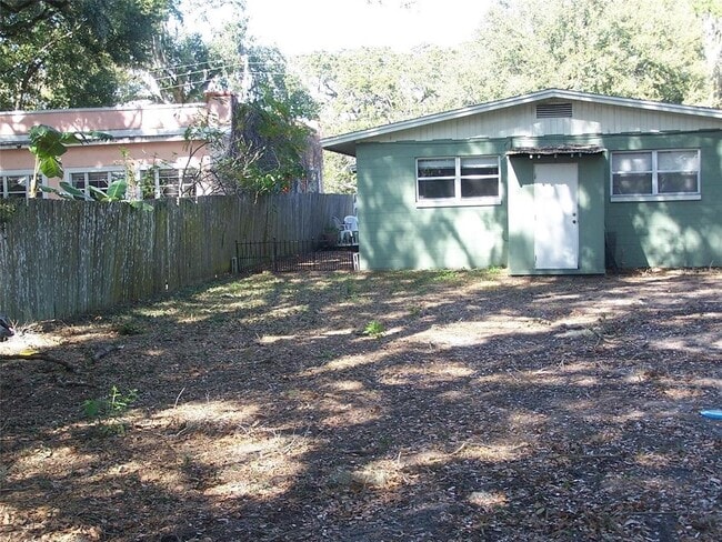 Building Photo - 1022 Delaney Park Dr