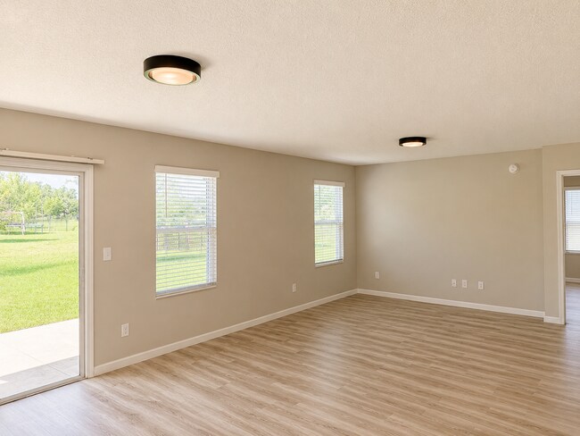 Building Photo - 3/2 updated with pool access!