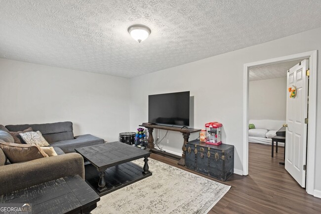 Building Photo - 122 Brookhaven Ln