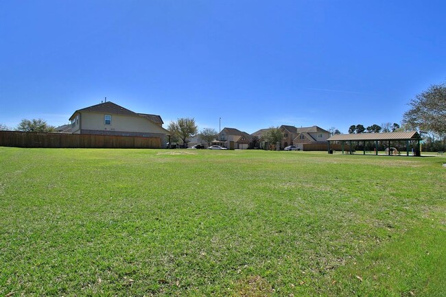 Building Photo - 6614 Green Summer Ln