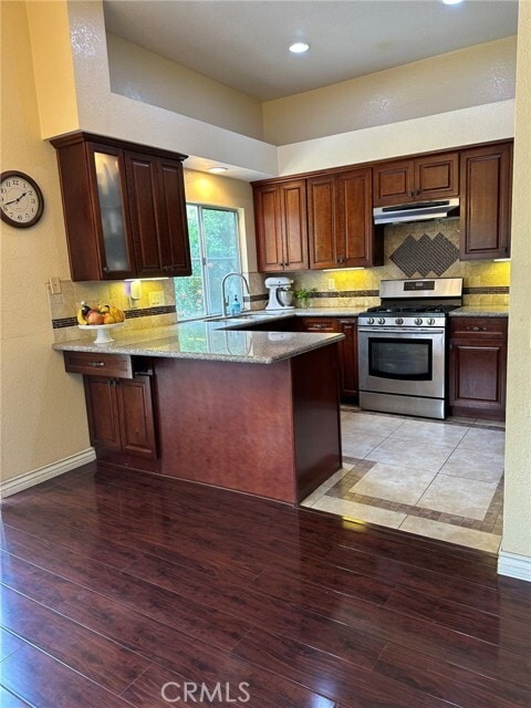 Building Photo - 20811 E Cliffside Ln