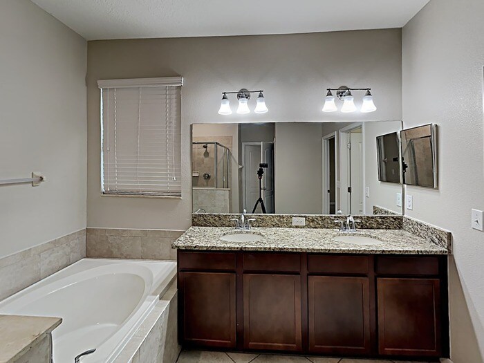 Building Photo - 14079 Tropical Kingbird Way