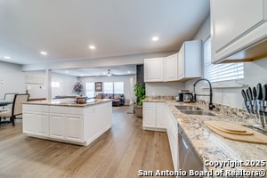 Building Photo - 811 W Kings Hwy