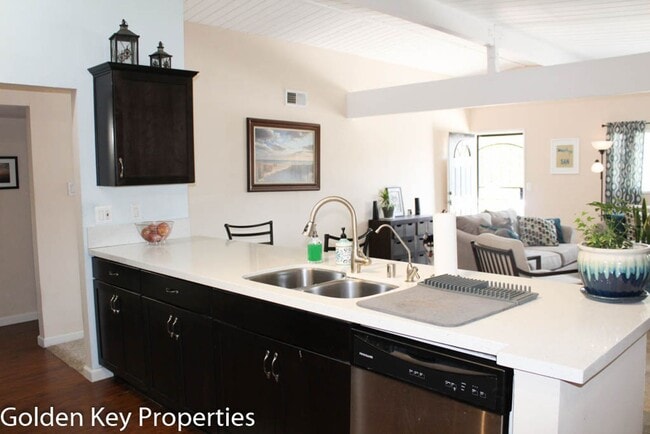 Building Photo - Single Story Home In Oceanside! Close to a...