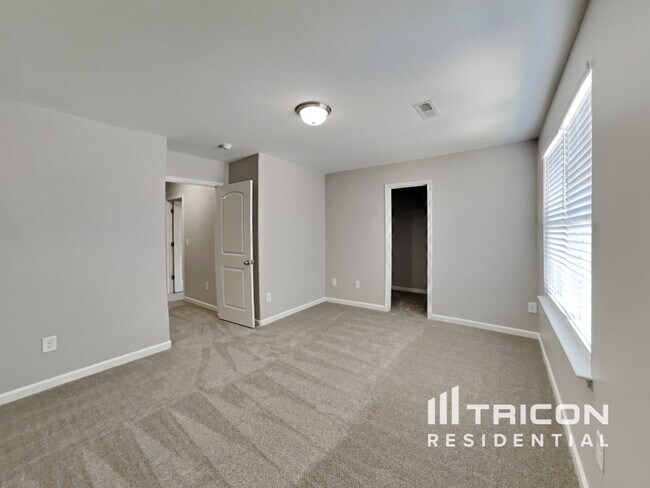 Building Photo - 1687 Parkside Meadow Dr