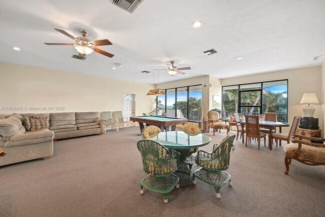 Building Photo - 9940 S Ocean Dr