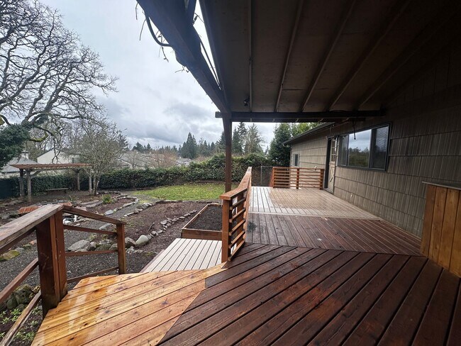 Building Photo - *Coming soon* 3 Bedroom 1.5 Bath Single Family Home