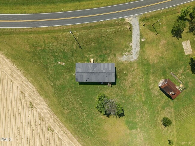 Building Photo - 1385 Live Oak Rd