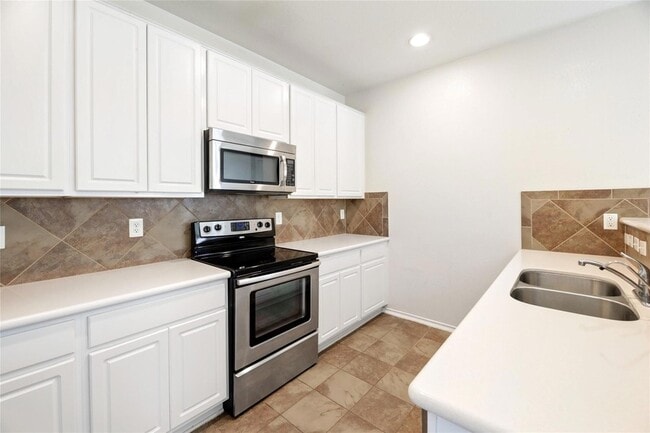 Building Photo - 187 Rummel Dr