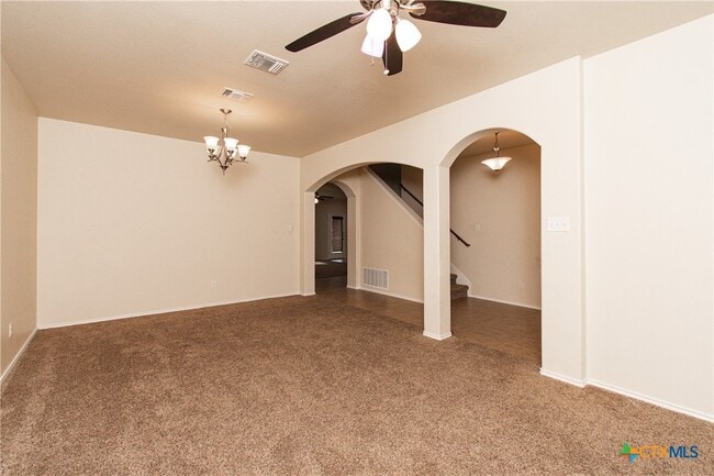 Building Photo - 6509 Creek Land Rd