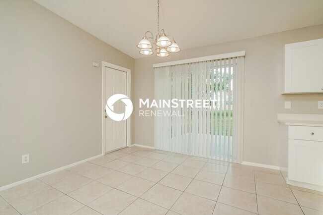 Building Photo - 3 Bedroom Pet-Friendly Home in Cape Coral, FL with Main Street Renewal