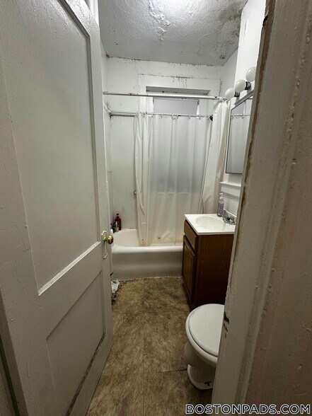 Building Photo - 1171 Boylston St