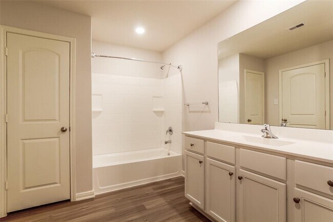 Building Photo - 10494 Red Cardinal Dr