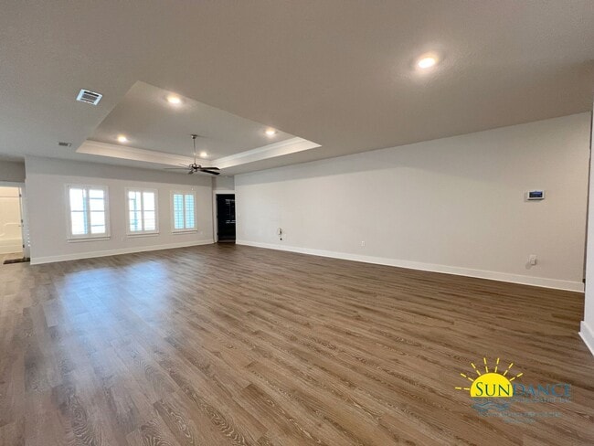 Building Photo - 4-Bedroom SOLAR ENERGY Home in Shoal River Landing!