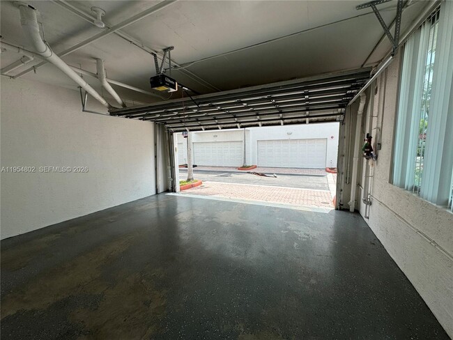 Building Photo - 2130 Van Buren St