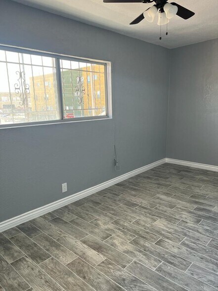 Primary Photo - 120 W 73RD ST