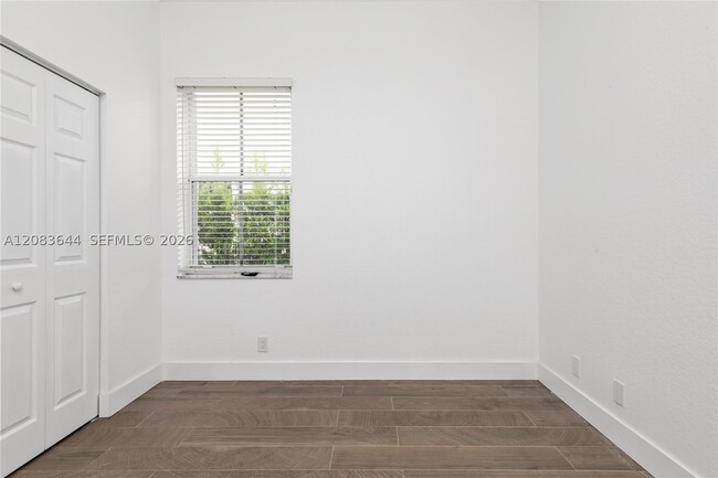 Building Photo - 776 Lavender Cir