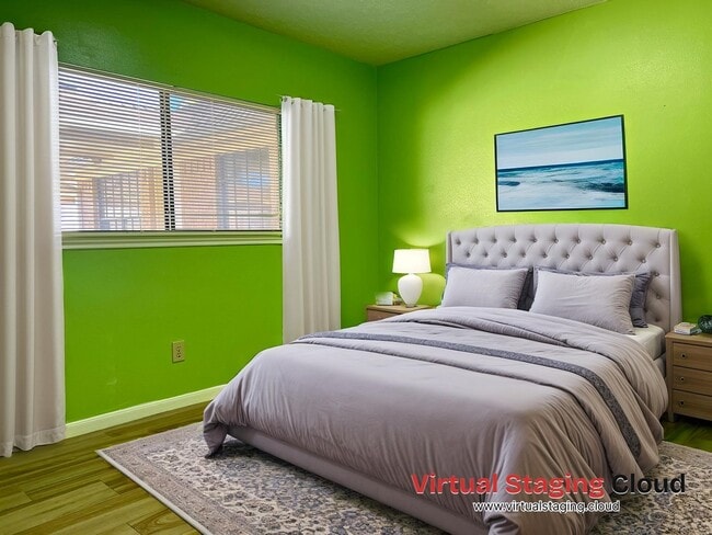 Building Photo - 14734 Charlmont Dr