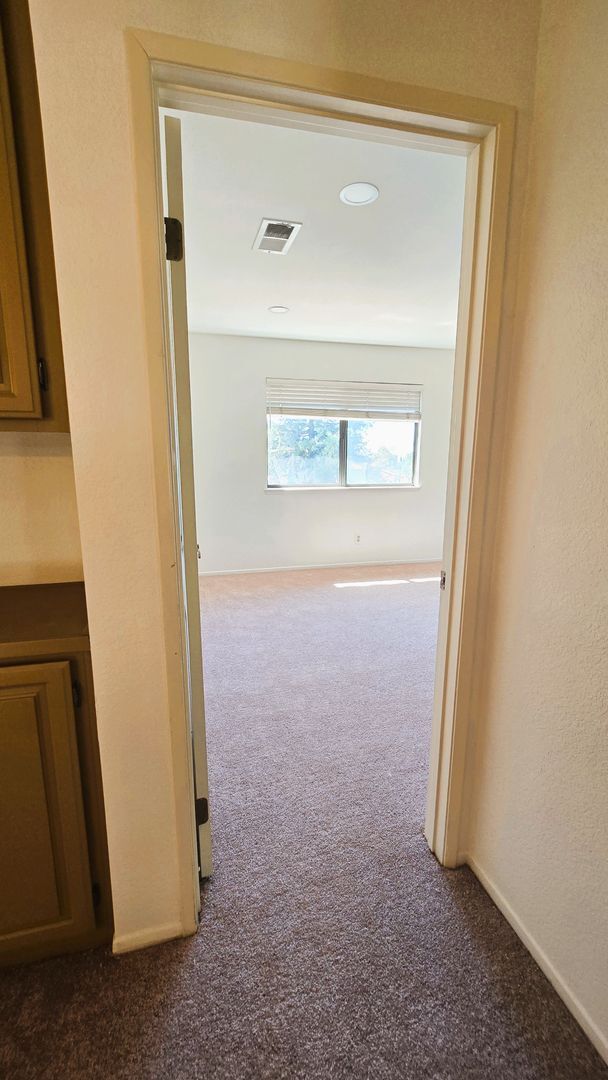 Building Photo - "Spacious, Sunlit Home in a Peaceful Ranch...