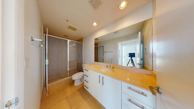Building Photo - 550 Okeechobee Blvd