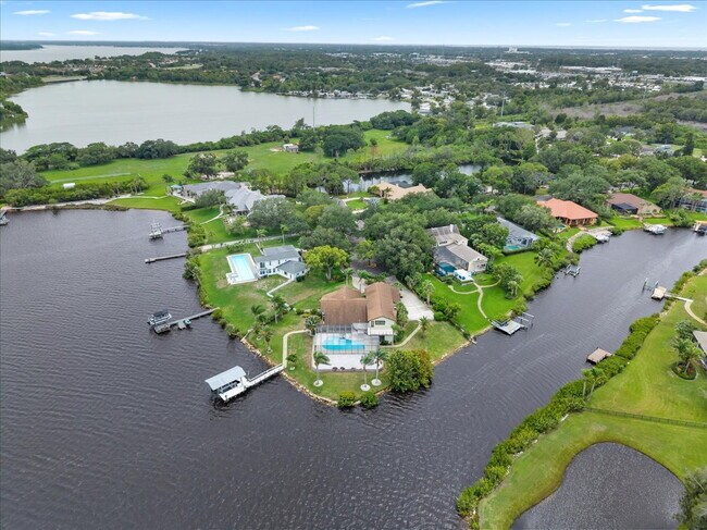 Building Photo - RENT THIS EXTRAORDINARY WATERFRONT HOME