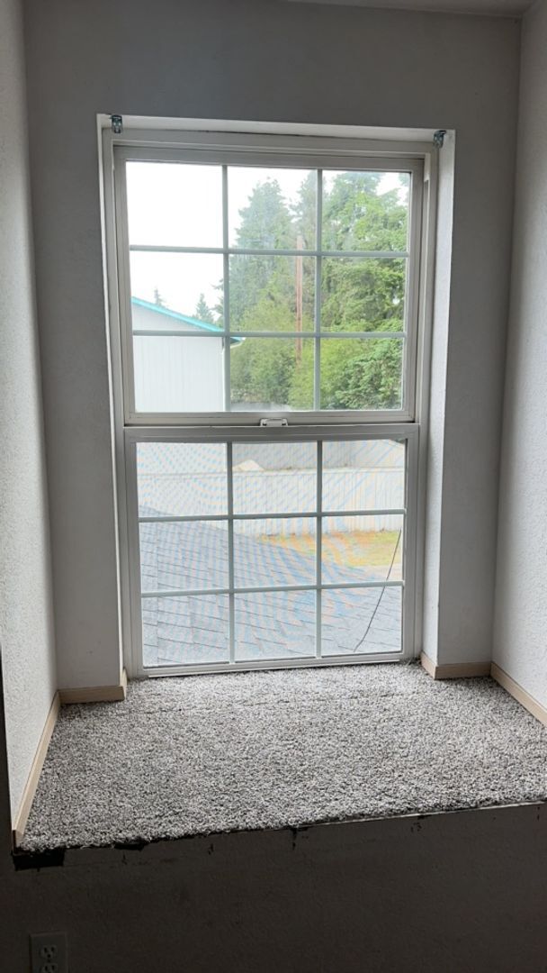 Building Photo - 15325-15327 Berry Valley Rd SE