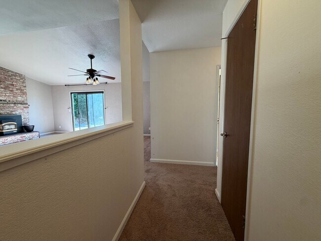 Building Photo - 7724 Woodchuck Way