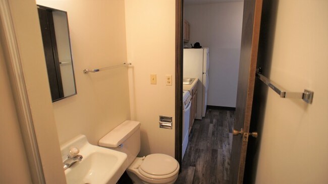 Building Photo - 1901 Texas Ave