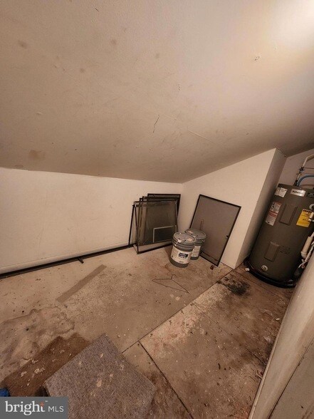 Building Photo - 109 Chaucer Rd