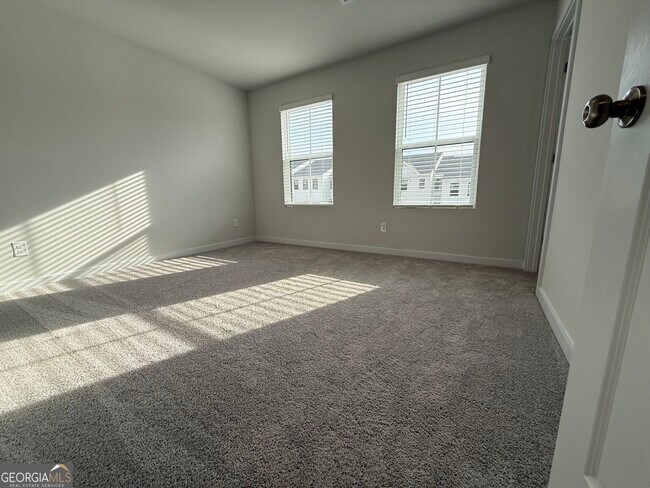 Building Photo - 7309 Mulberry St