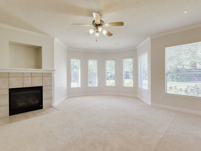 Building Photo - 6327 Collina Springs Ct