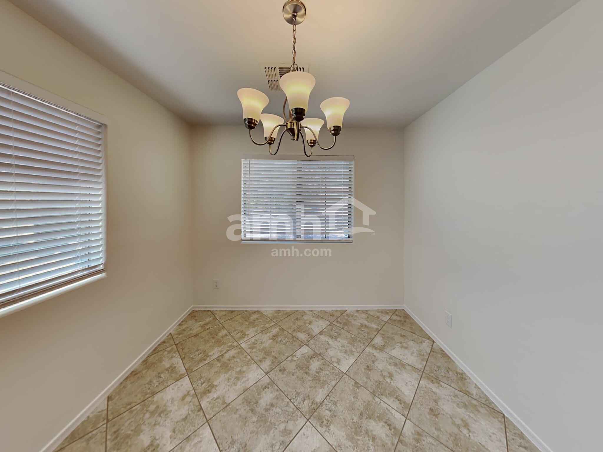 Building Photo - 1786 W Desert Canyon Dr