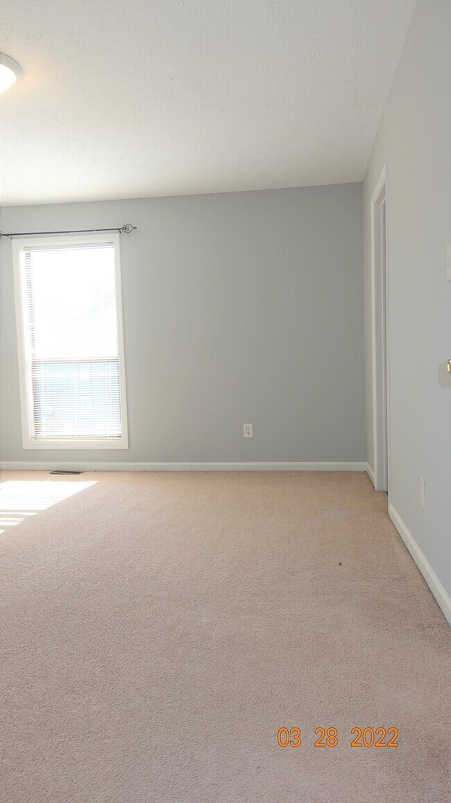 Building Photo - 5725 Aftonshire Dr