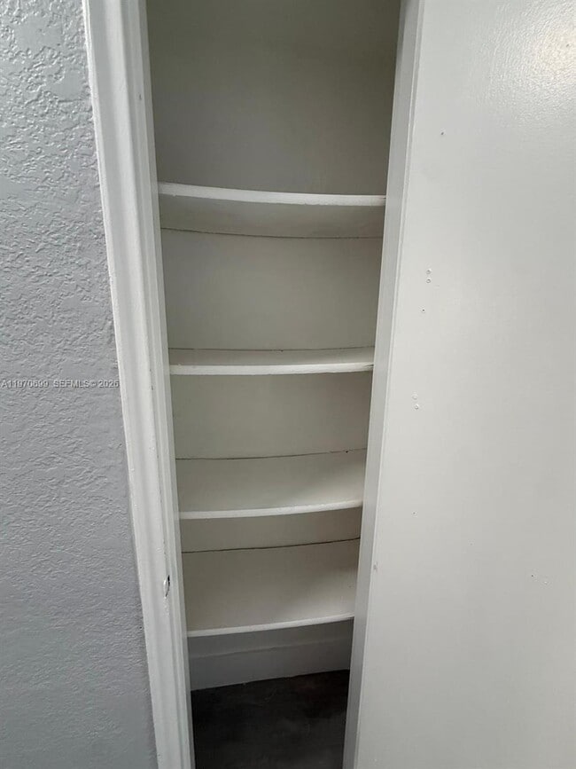 Building Photo - 3450 SW 9th St