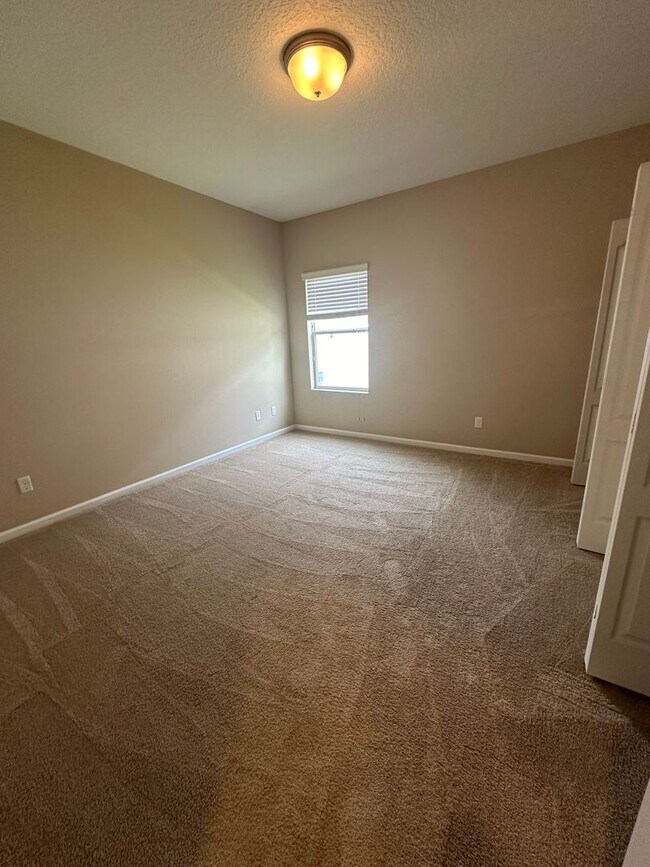 Building Photo - Oceanway Beauty, WOW Amenities, 4 Bedroom ...