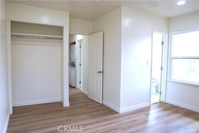 Building Photo - 745 Barris Dr