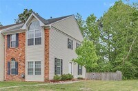 Building Photo - 601 Huntly Dr