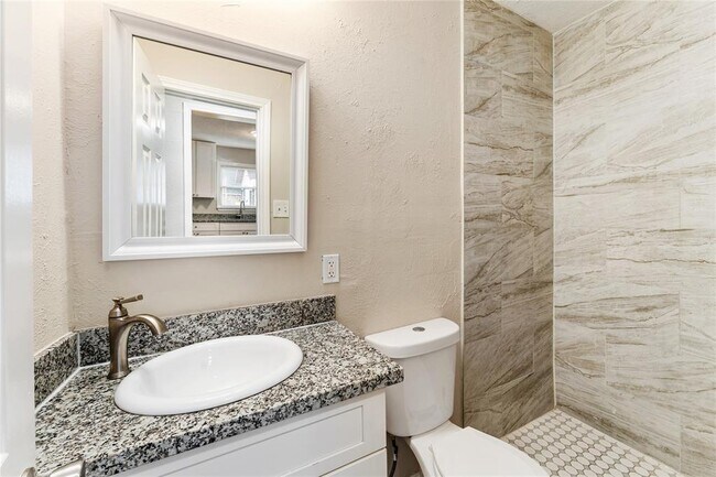 Building Photo - 3722 Seabrook St